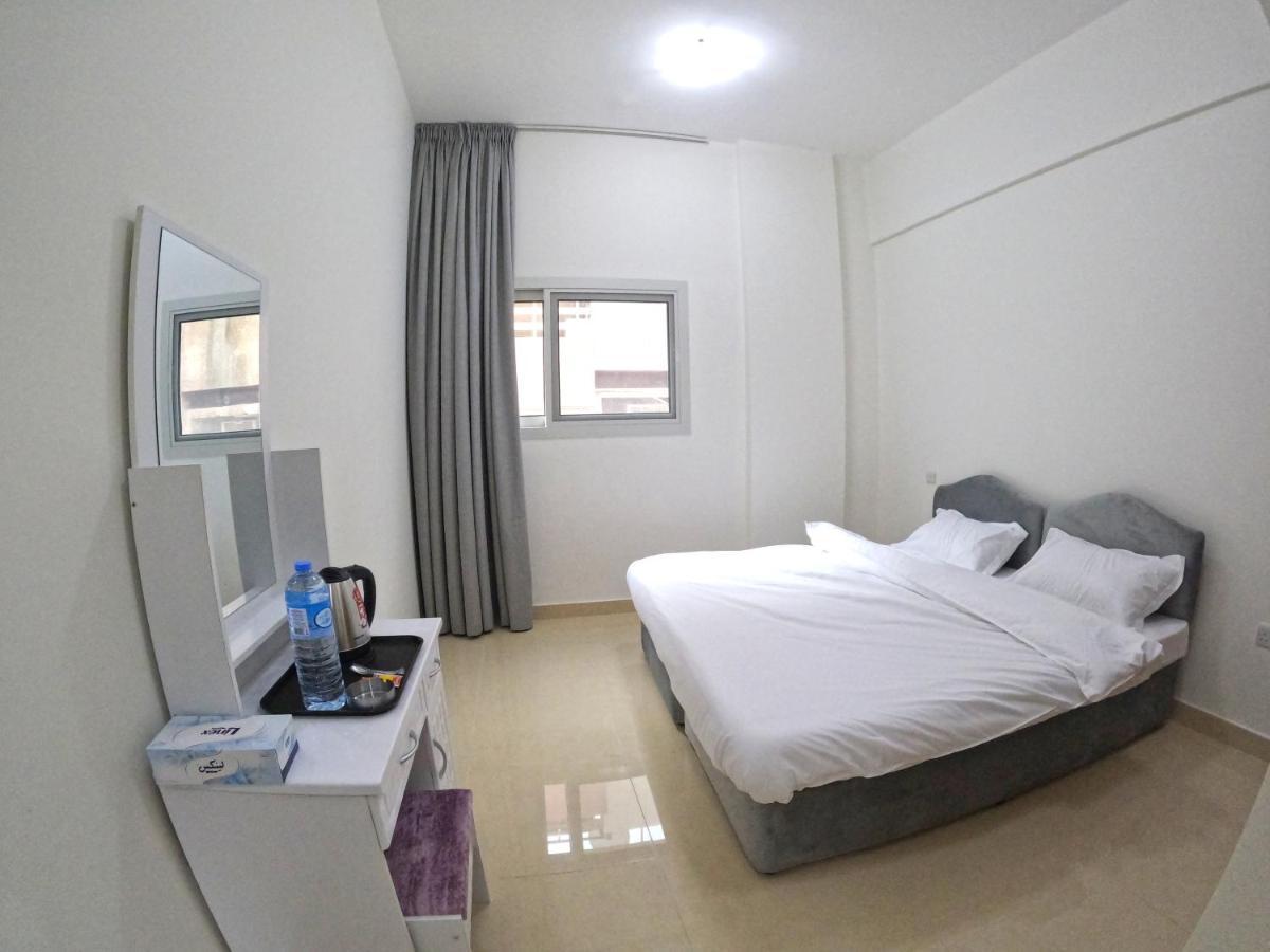 Karama Star Residence Дубай Экстерьер фото